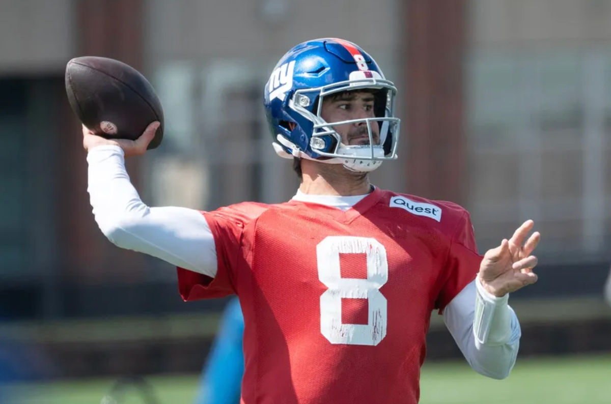 Daniel Jones, mariscal de campo. El equipo de la NFL NY Giants realizó una actividad de equipo organizada en sus instalaciones de entrenamiento en East Rutherford, Nueva Jersey, el jueves 30 de mayo de 2024. FOTO USA Today Sports Images