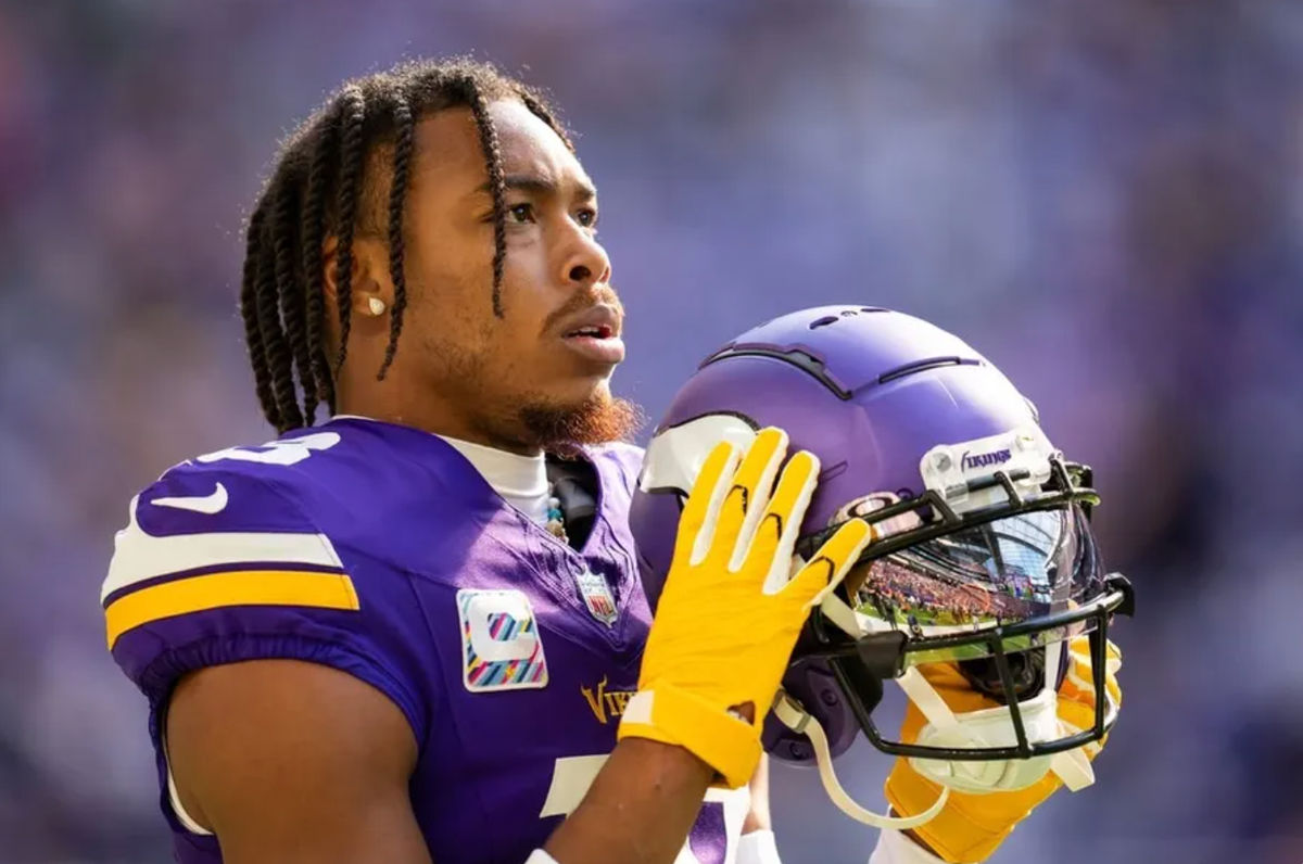 Oct 8, 2023; Minneapolis, Minnesota, USA; Minnesota Vikings wide receiver Justin Jefferson (18) before the game against the Kansas City Chiefs at U.S. Bank Stadium. credits: Brad Rempel-USA TODAY Sports