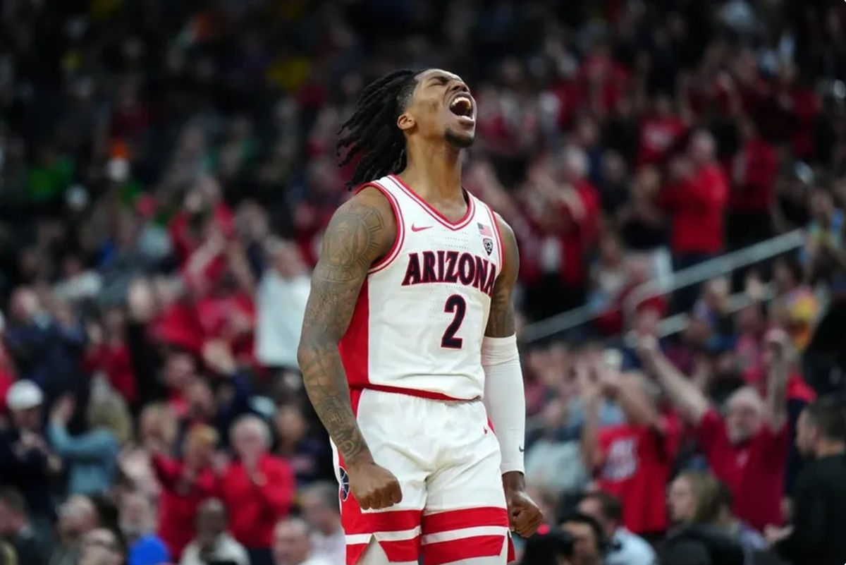 Mar 14, 2024; Las Vegas, NV, USA; Arizona Wildcats guard Caleb Love (2) celebrates against the Southern California Trojans in the second half at T-Mobile Arena. credits: Kirby Lee-USA TODAY Sports