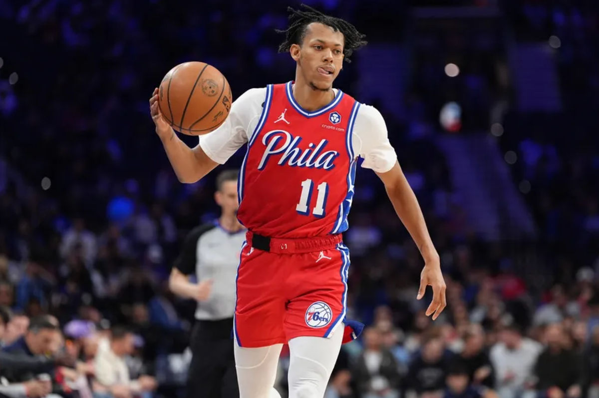 Mar 14, 2025; Philadelphia, Pennsylvania, USA; Philadelphia 76ers guard Jeff Dowtin Jr (11) controls the ball against the Indiana Pacers in the second quarter at Wells Fargo Center. Mandatory Credit: Kyle Ross-Imagn Images
