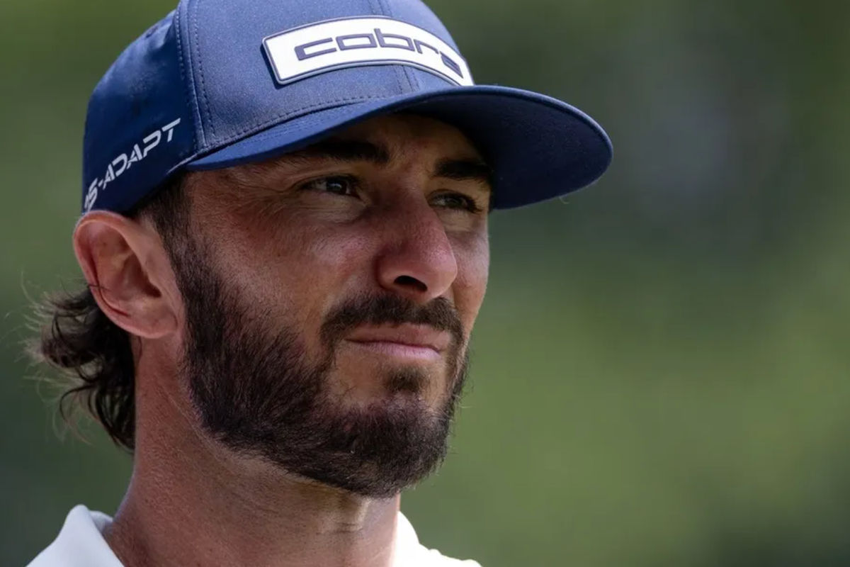21 de junio de 2025; Cromwell, Connecticut, EE. UU.; Max Homa en el primer hoyo durante la tercera ronda del torneo de golf del campeonato de Viajeros. Crédito obligatorio: Imágenes de Bill Streicher-Imagn