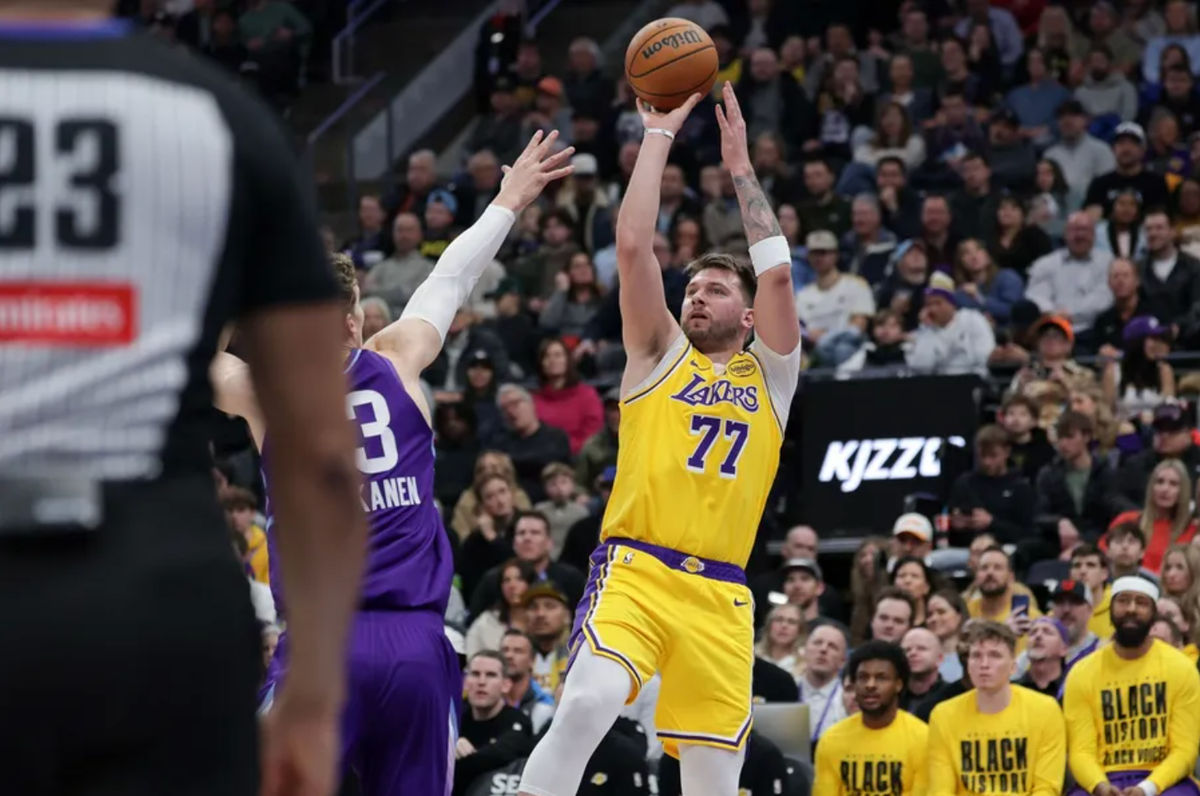 February 12, 2025; Salt Lake City, Utah, USA; During the second quarter at the Delta Center, Los Angeles -Luc's Guard Luka Donic (77) shot at YouTa Jazz Forward Lawry Markn (23). Compulsory Credit: Chris Nicole-Imgan Picture