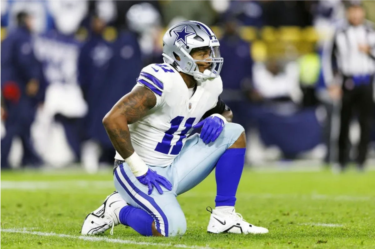 Nov 13, 2022; Green Bay, Wisconsin, USA; Dallas Cowboys linebacker Micah Parsons (11) during the game against the Green Bay Packers at Lambeau Field. Mandatory Credit: Jeff Hanisch-Imagn Images