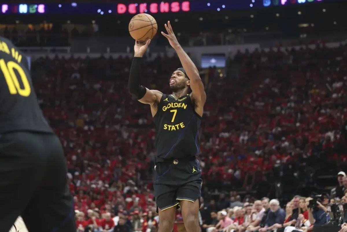May 4, 2025; Houston, Texas, USA; Golden State Warriors guard Buddy Hield (7) shoots the ball and scores during the second quarter of game seven of the first round for the 2025 NBA Playoffs against the Houston Rockets at Toyota Center. Mandatory Credit: Troy Taormina-Imagn Images