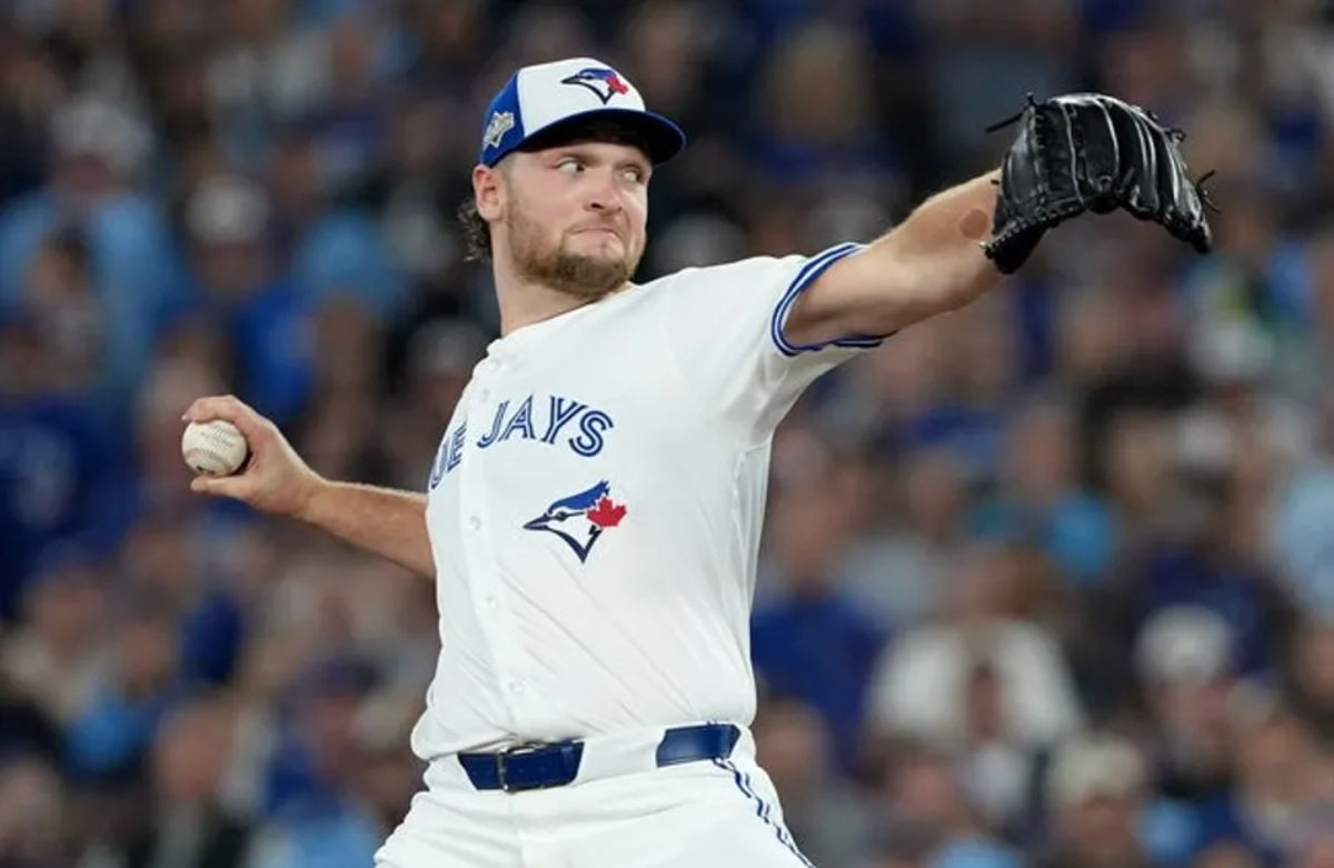 Oct 19, 2025; Toronto, Ontario, CAN; Toronto Blue Jays pitcher Trey Yesavage (39) throws in the first inning against the Seattle Mariners during game six of the ALCS round for the 2025 MLB playoffs at Rogers Centre. Mandatory Credit: Nick Turchiaro-Imagn Images