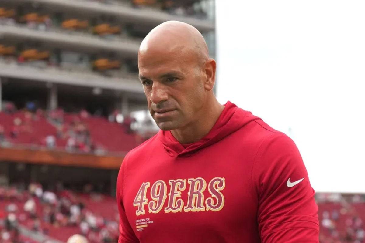 Sep 28, 2025; Santa Clara, California, USA; San Francisco 49ers defensive coordinator Robert Saleh walks off of the field after the game against the Jacksonville Jaguars at Levi's Stadium. Mandatory Credit: Darren Yamashita-Imagn Images