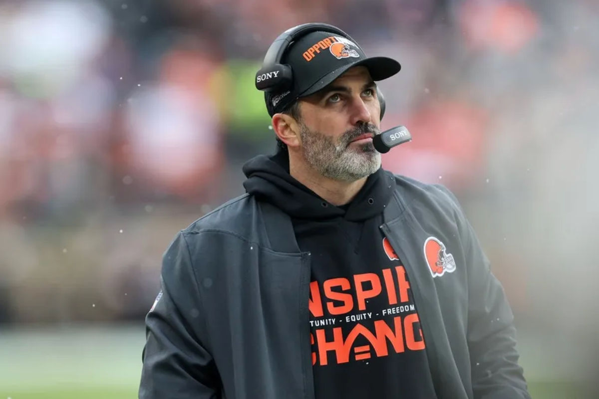 Dec 7, 2025; Cleveland, Ohio, USA; Cleveland Browns head coach Kevin Stefanski looks on against the Tennessee Titans during the first quarter at Huntington Bank Field. Mandatory Credit: Scott Galvin-Imagn Images