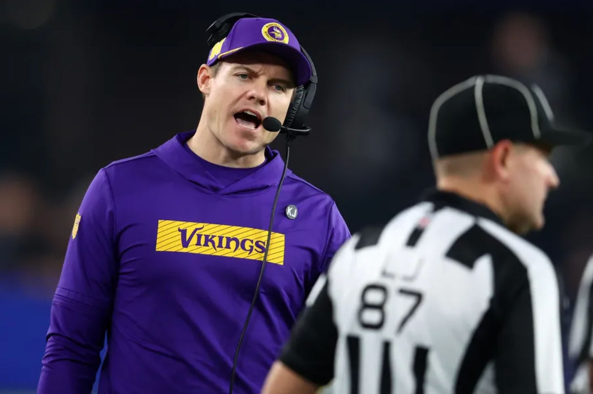 Jan 13, 2025; Glendale, AZ, USA; Minnesota Vikings head coach Kevin O'Connell reacts against the Los Angeles Rams during the second half in an NFC wild card game at State Farm Stadium. Mandatory Credit: Mark J. Rebilas-Imagn Images