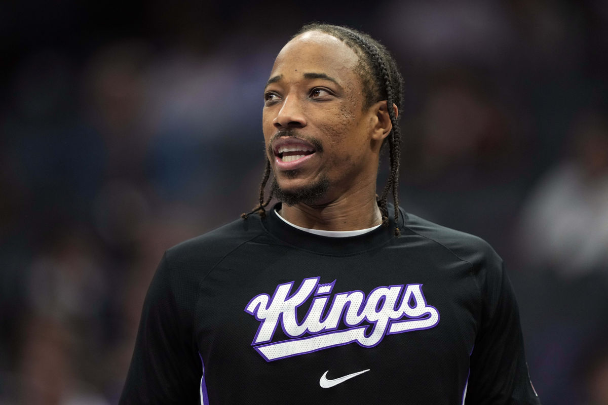 Apr 5, 2026; Sacramento, California, USA; Sacramento Kings guard DeMar DeRozan (10) before the game against the LA Clippers at Golden 1 Center. Mandatory Credit: Darren Yamashita-Imagn Images