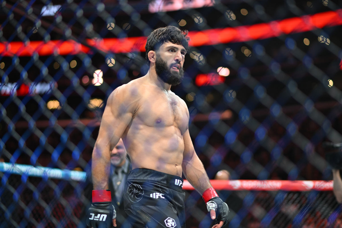 Sep 19, 2026; Los Angeles, California, USA; Arman Tsarukyan (red gloves) looks on before a fight against Mauricio Ruffy (not pictured) during UFC 331 at Crypto.com Arena. Mandatory Credit: Griffin Hooper-Imagn Images