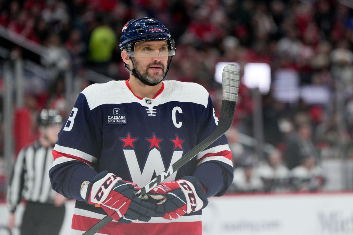 Alex Ovechkin’s leave of absence does little to change his chase of Gretzky [Updated]