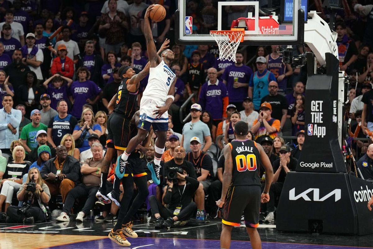 NBA: Playoffs-Minnesota Timberwolves at Phoenix Suns