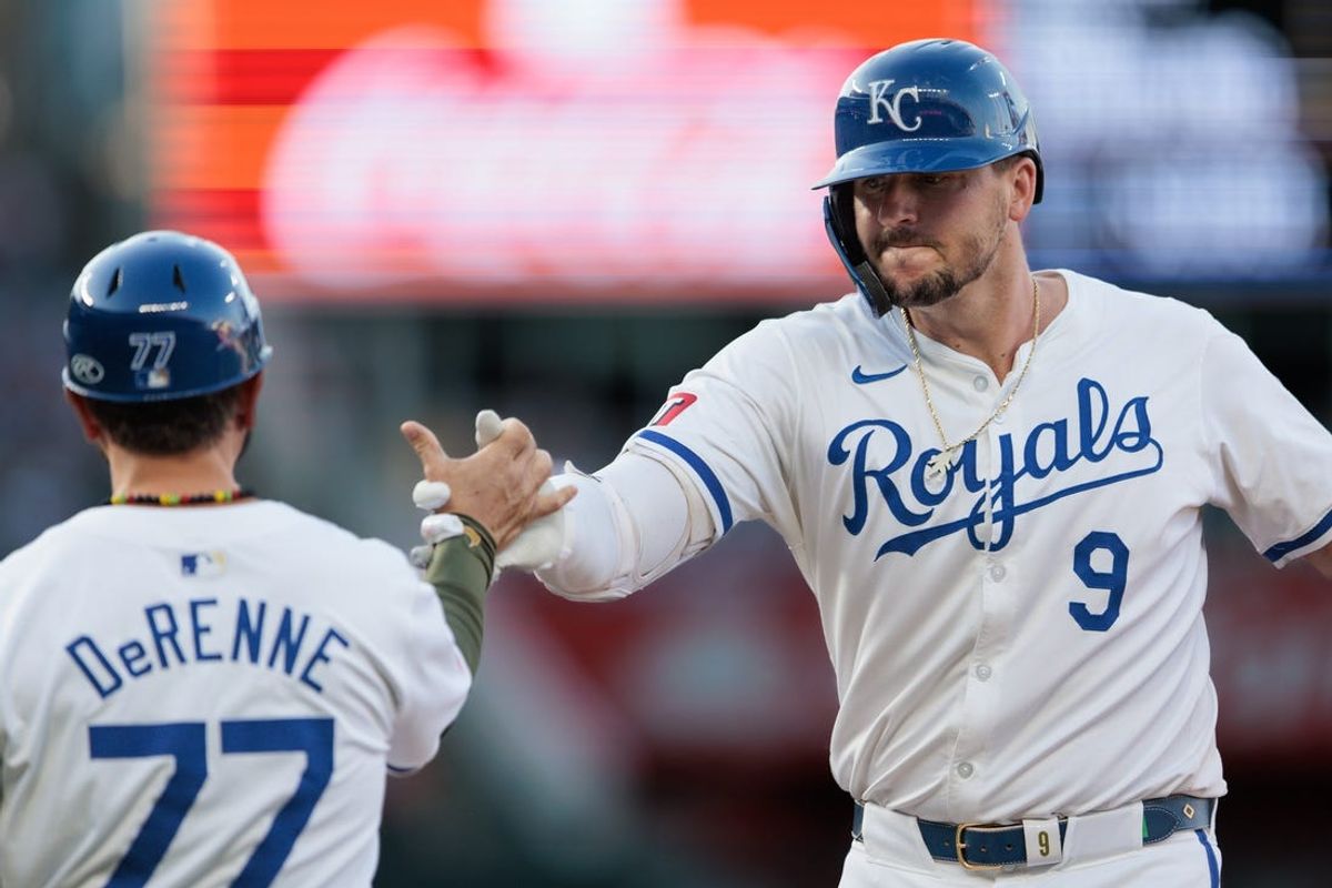 After button adjustment, Royals aim to sew up series sweep of A's   