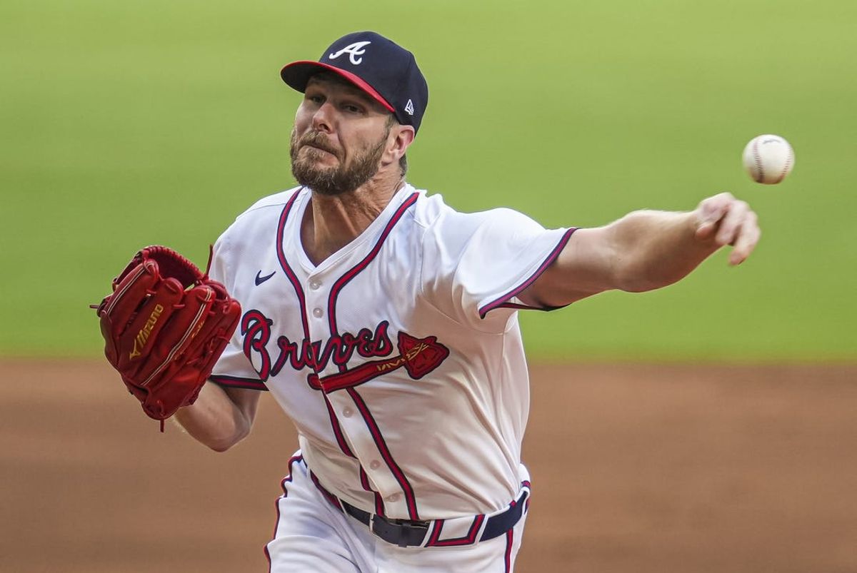 Chris Sale shines on mound, Braves blank Padres to close twin bill 