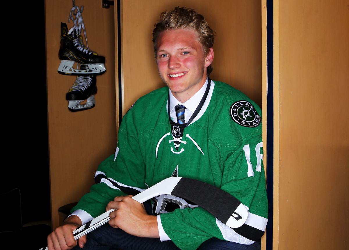 Dallas Stars coach benches rookie before homecoming game in front of friends and family