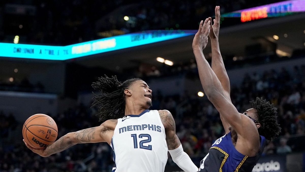 If the NBA had a Dunk of the Year award, Ja Morant would be the winner