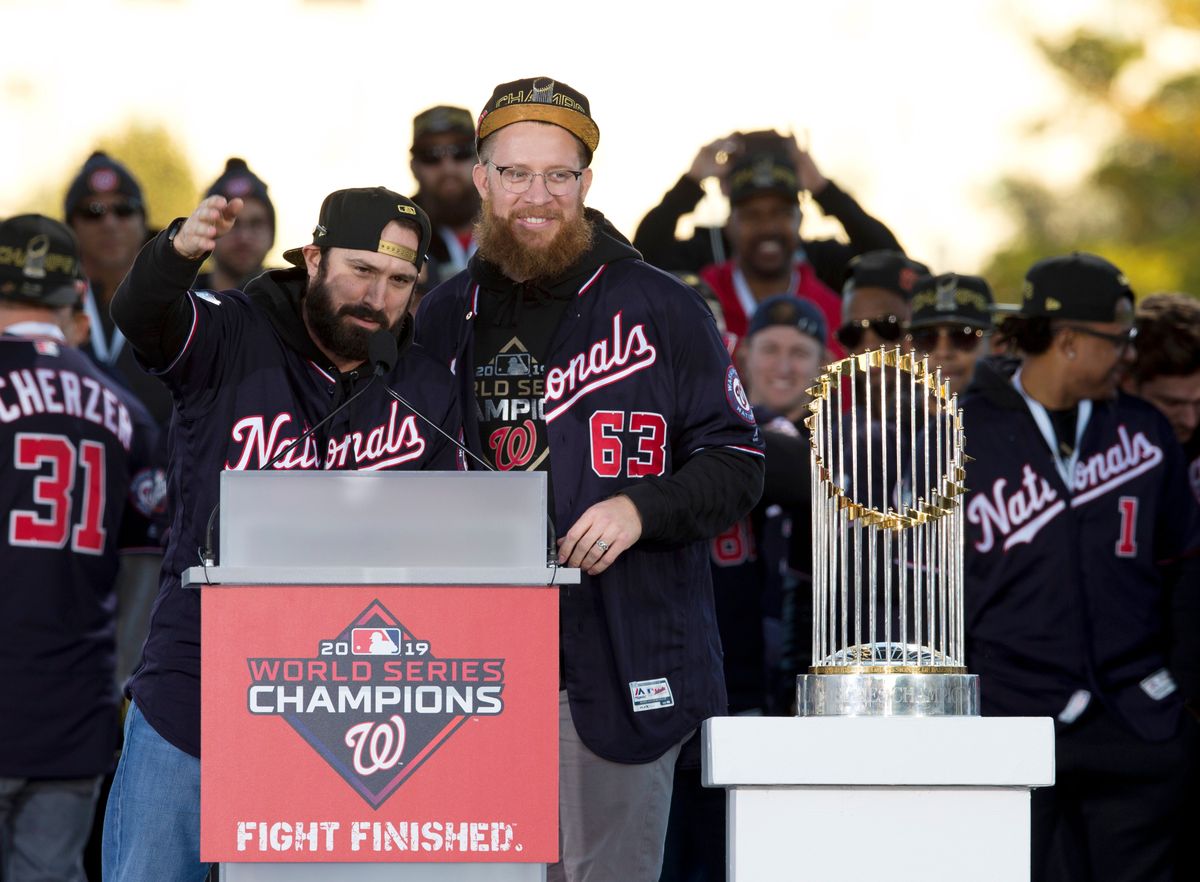 Saludando a Sean Doolittle, uno de los buenos