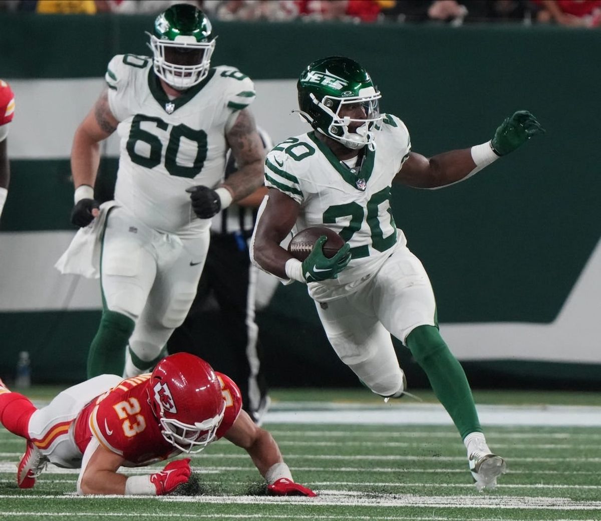 Jets taking snap restrictions off RB Breece Hall
