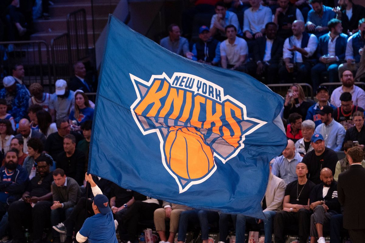 When did the New York Knicks become a franchise worth stealing ideas from?