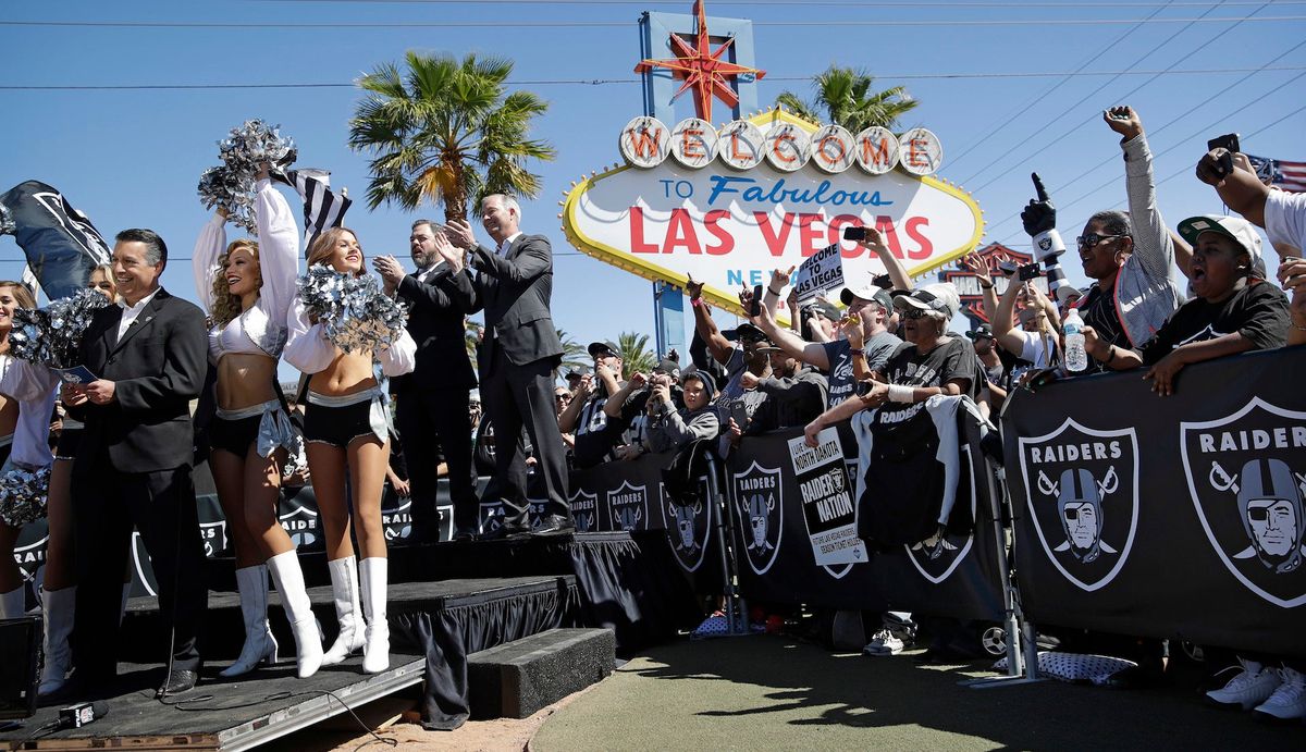 Asshole Hoaxes Hundreds Of Job Seekers Into Attending Raiders Stadium-Board Meeting