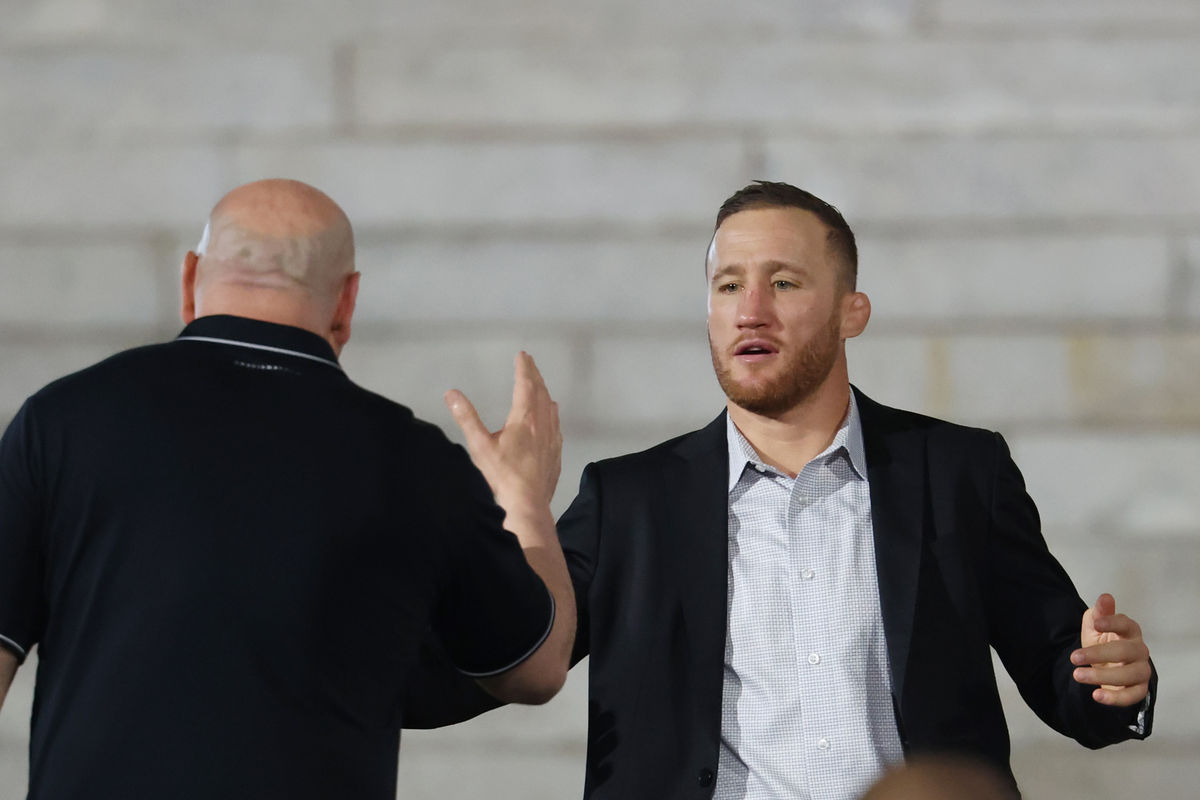 Jun 12, 2026; Washington, D.C., USA; Justin Gaethje greets Dana White during a press conference for the UFC Freedom 250 at Lincoln Memorial. Mandatory Credit: Amber Searls-Imagn Images
