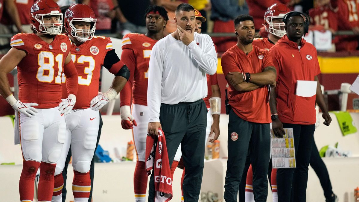 Getting Travis Kelce, Chris Jones back won't fix Kansas City's flaws