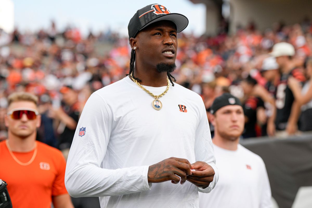 Cincinnati Bengals take care of their franchise QB, but won't retain one of his top targets [Updated]