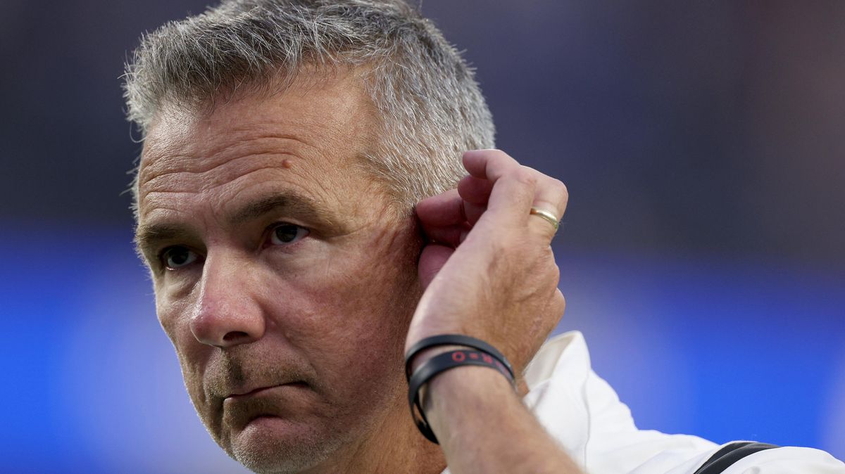 Will Urban Meyer get a shot at redemption? Let's look at how other coaches bounced back after failing miserably