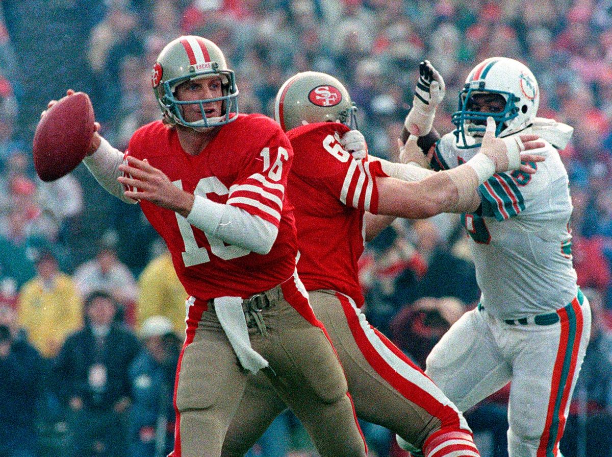 Deadspin’s Super Bowl trivia extravaganza will test your NFL fan cred & get you pumped for gametime