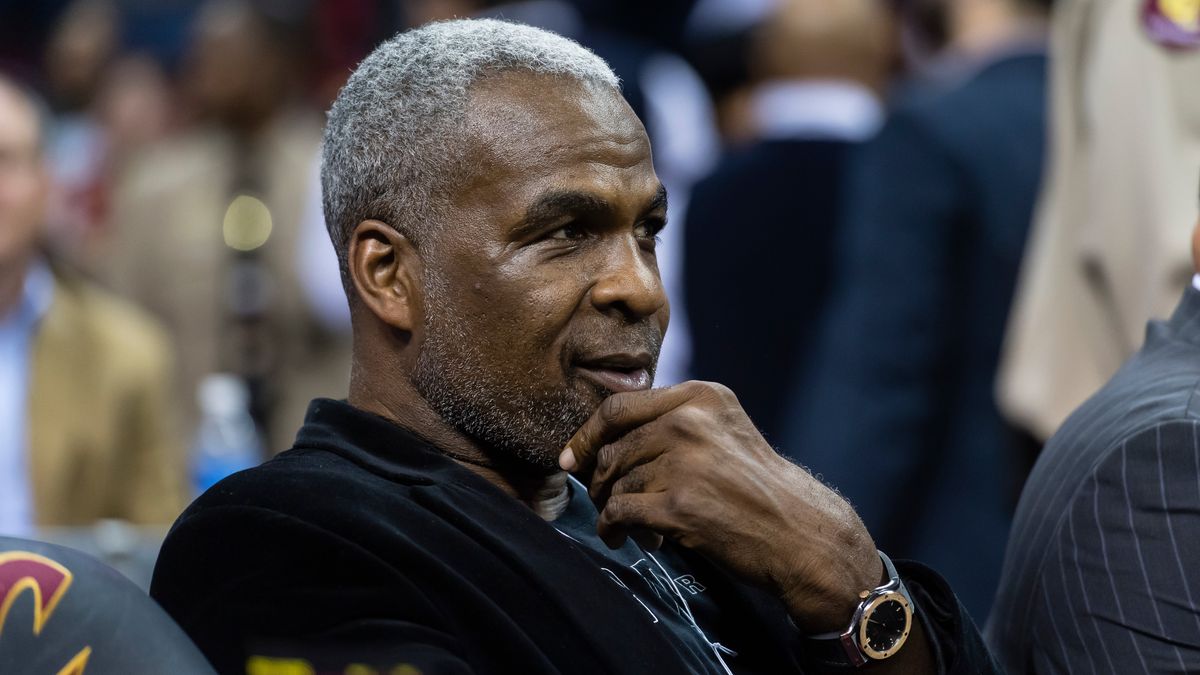 Report: Charles Oakley Arrested In Las Vegas After Gambling Mishap