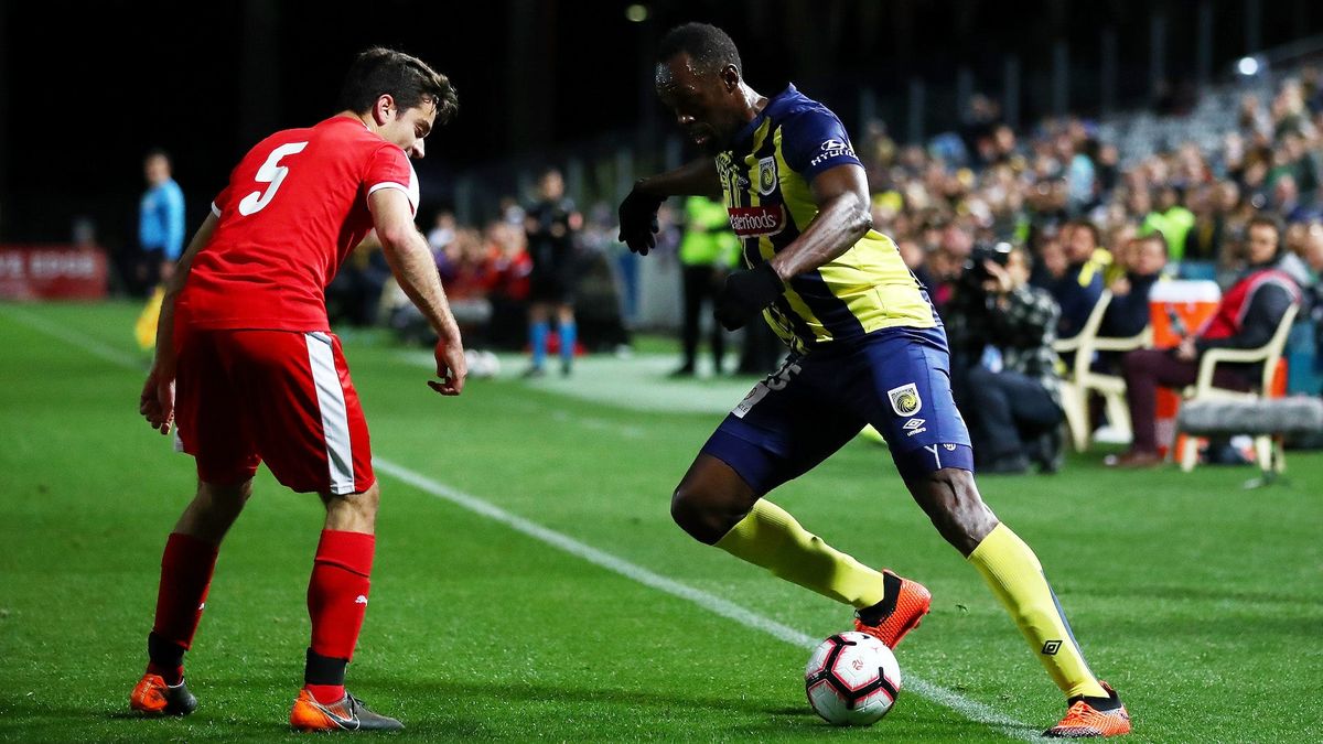 Usain Bolt Is A Soccer Player Now And He&#39;s Actually Not Terrible