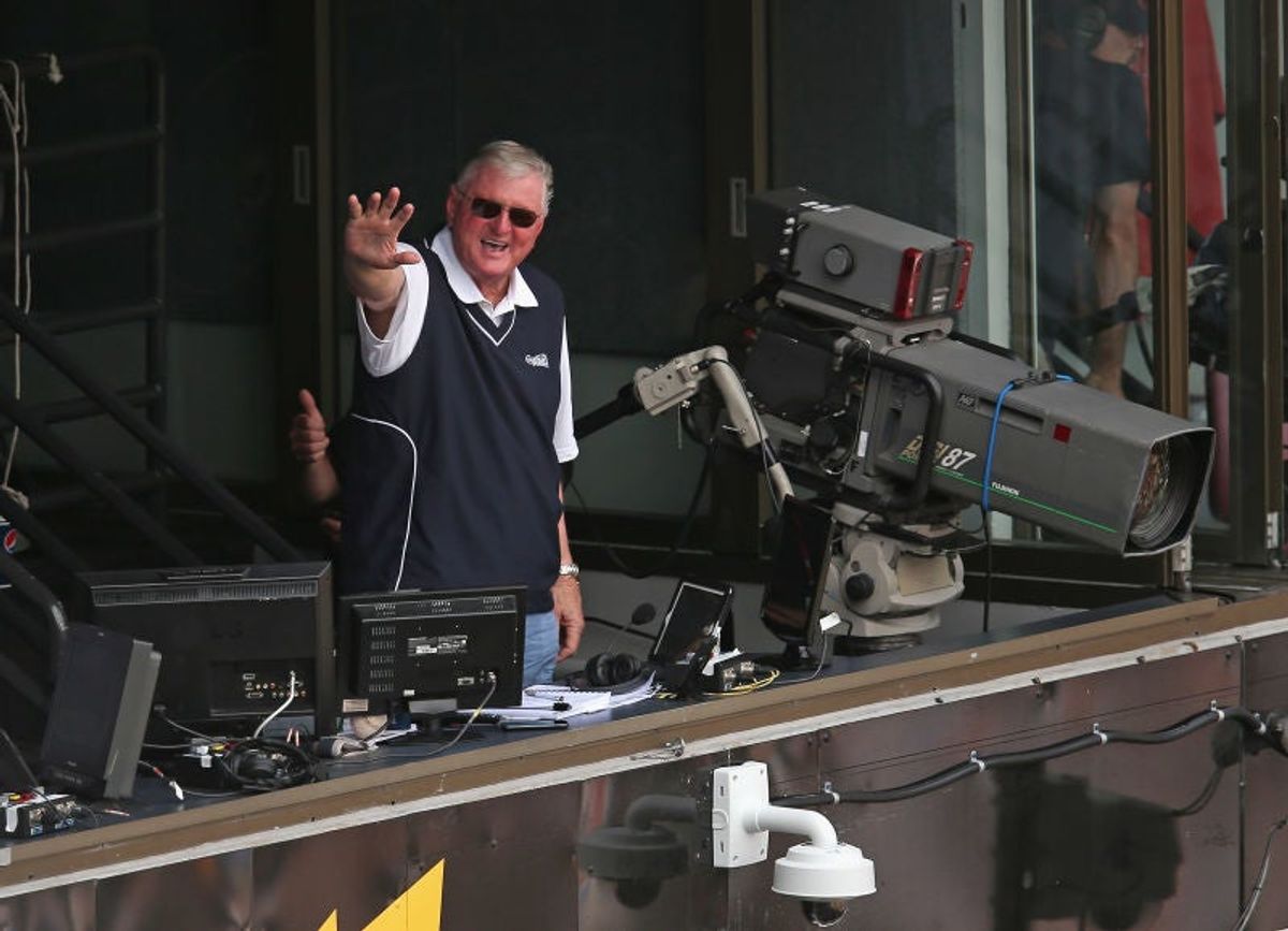 Hawk Harrelson Submits Supremely Terrible Home Run Call