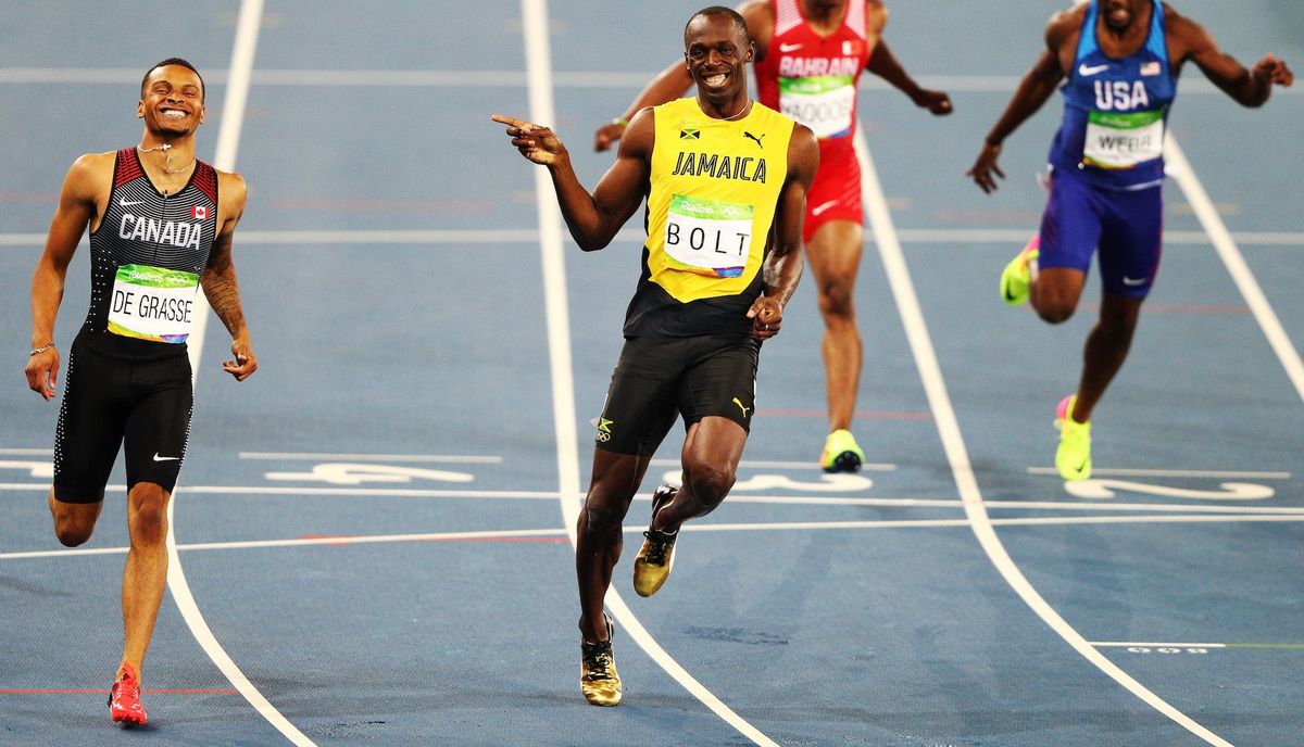 Usain Bolt&#39;s Still Having Fun Outsprinting Everyone