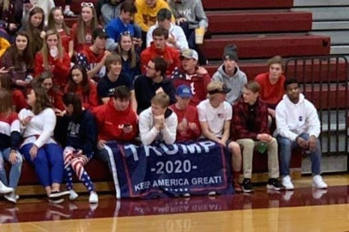 Deadspin | High School Students Bring Trump 2020 Flag To Basketball ...