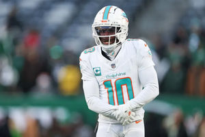 Tyreek Hill Predicts Travis Hunter Will Be ‘Ass’ in the NFL