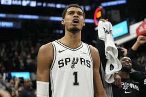 NBA Best Bets Today: Bulls, Spurs, and Thunder Picks for Sunday Slate