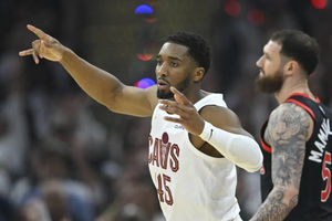 Cavaliers enfrentam momento decisivo dos playoffs contra os Raptors no Jogo 7.