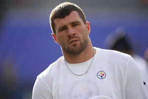 O contrato de T.J. Watt deixou o Pittsburgh Steelers em um limbo na NFL.