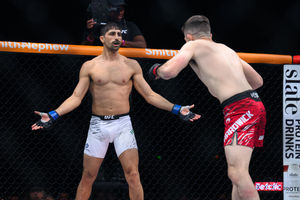 Palpites para o UFC 330: A melhor previsão de azarão com odds positivas
