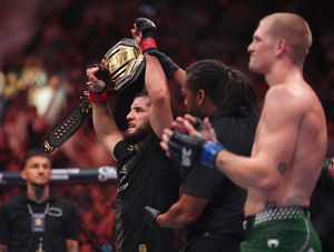 5 lutas que o UFC deveria promover após o UFC 330