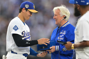 Dodgers Could Face Major Shohei Ohtani Problem If Mark Walter Sells Team