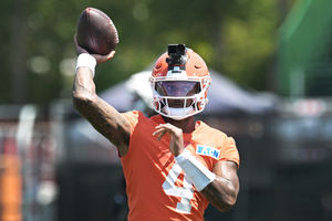 Deshaun Watson Is Somehow QB1 for the Browns Again and None of It Makes Sense
