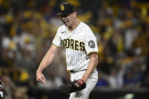 Milwaukee Brewers vs. San Diego Padres Game 3 Bet Picks and Predictions