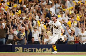 Milwaukee Brewers vs. San Diego Padres Game 4 Betting Picks