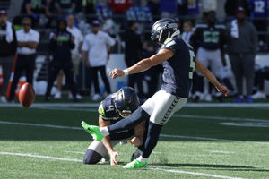 Seattle Seahawks vs. Denver Broncos TNF Betting Pick