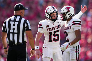 Pronósticos de fútbol americano universitario: Arizona-Texas Tech, Florida-Georgia y Ohio State-USC
