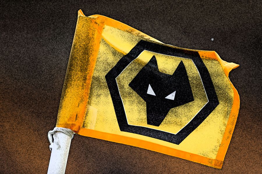Should Wolves be the fans’ favorite to finish in the top four?