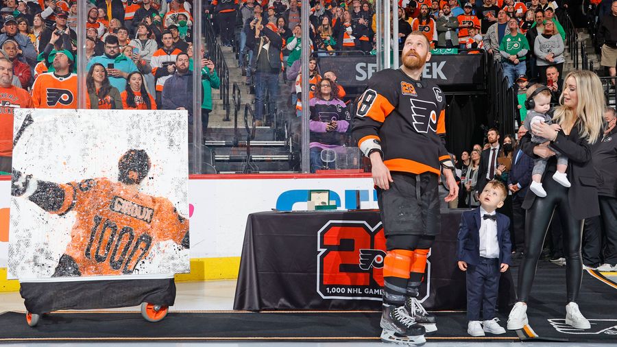 Claude Giroux will be leaving Philly soon unadorned, as their best tend to do