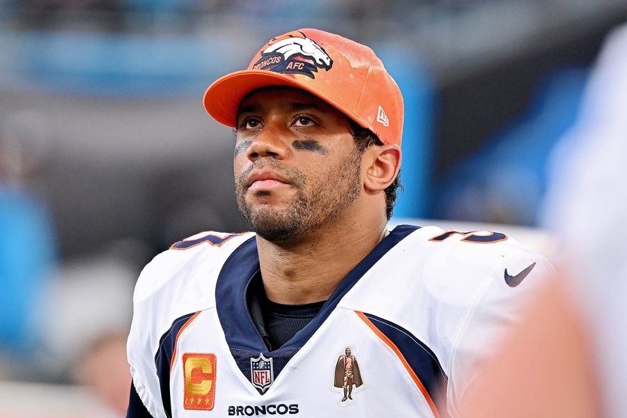Russell Wilson has Broncos fans going from #LetsRide to #LetsNot