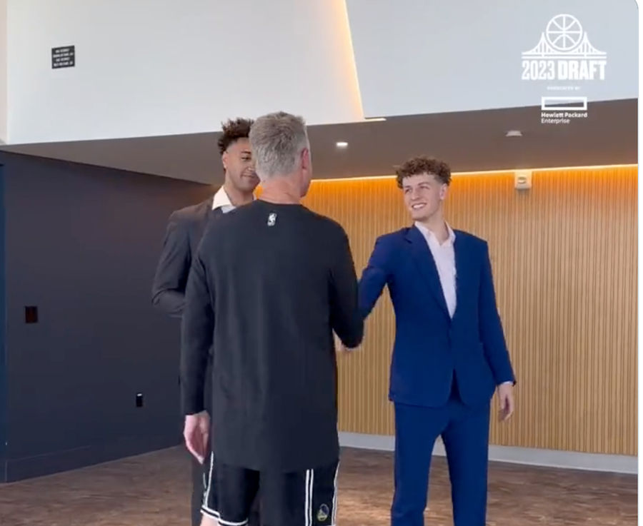 I can't stop thinking about Steve Kerr's bizarre handshake